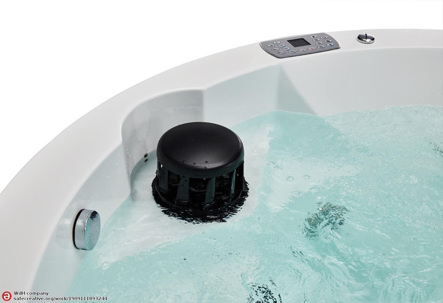 Spa jacuzzi exterior Mirage